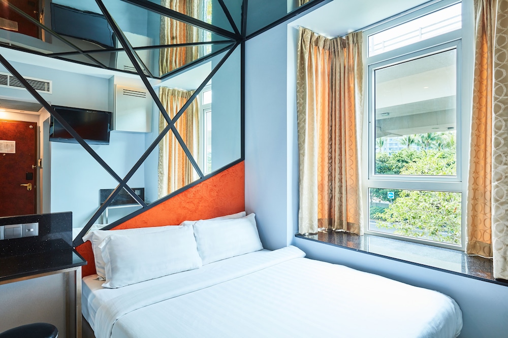 Habitación deluxe temática con 1 cama doble del hotel Ibis Budget Singapore Mount Faber (sg Clean). Foto 1