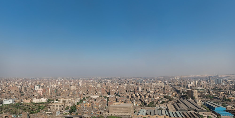 Habitación Fairmont con vista a la ciudad del hotel Fairmont Nile City, Cairo. Foto 6
