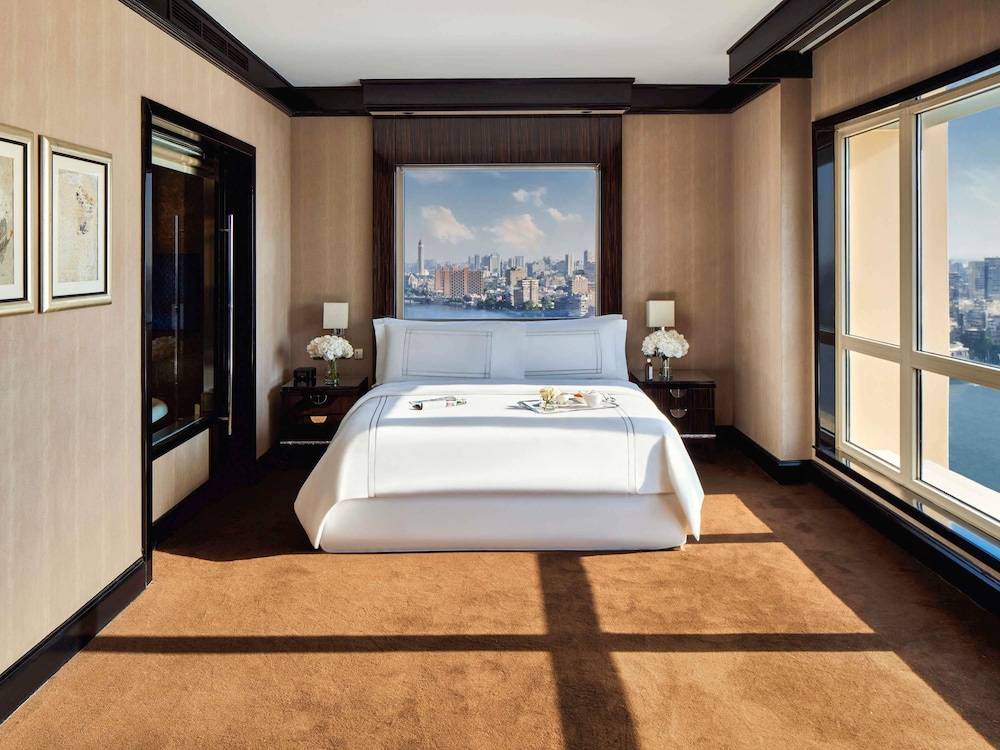 Suite Fairmont Gold Premium con vista al Nilo del hotel Fairmont Nile City, Cairo