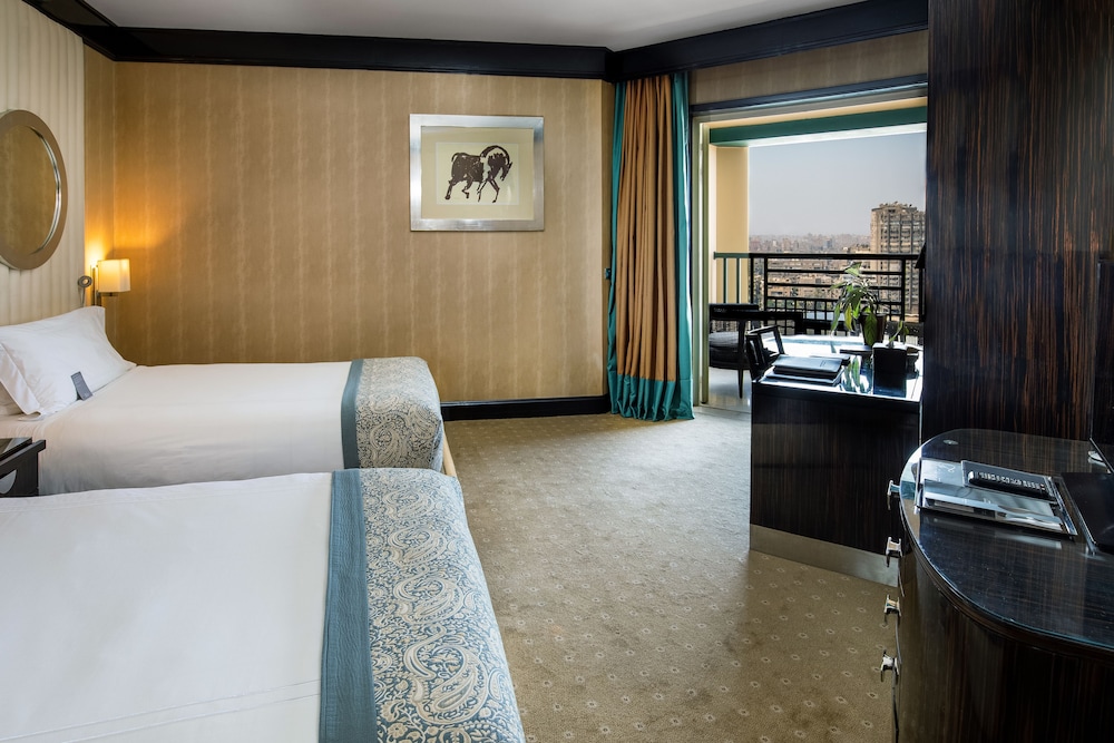 Fairmont Gold Signature del hotel Fairmont Nile City, Cairo. Foto 4