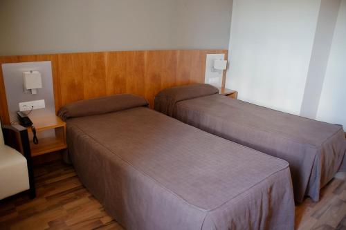 Habitación Triple del hotel Hotel AS Hoteles Torrent. Foto 4