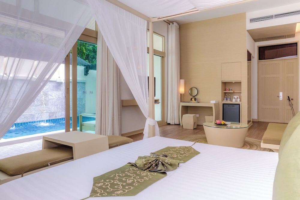 Villa con piscina con 1 cama king size, piscina privada y terraza del hotel Mercure Koh Chang Hideaway