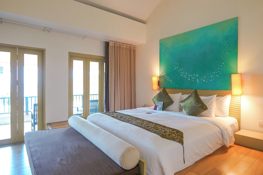 Habitación Deluxe con 1 cama king size, vistas al mar del hotel Mercure Koh Chang Hideaway. Foto 9