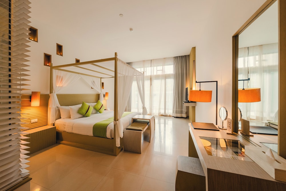 Habitación Deluxe con 1 cama king size, acceso a la piscina del hotel Mercure Koh Chang Hideaway. Foto 3