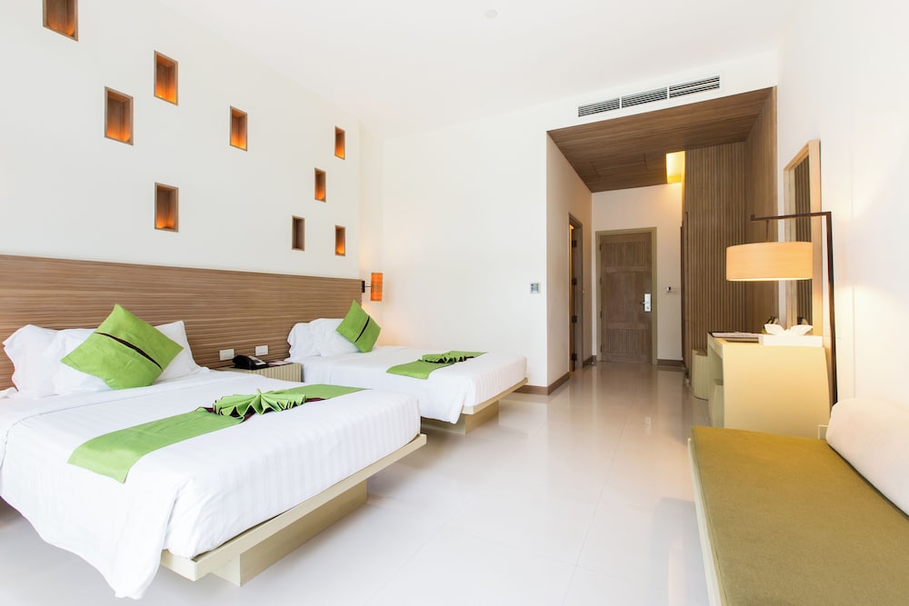 Habitación Deluxe con 2 camas individuales, acceso a la piscina del hotel Mercure Koh Chang Hideaway. Foto 3