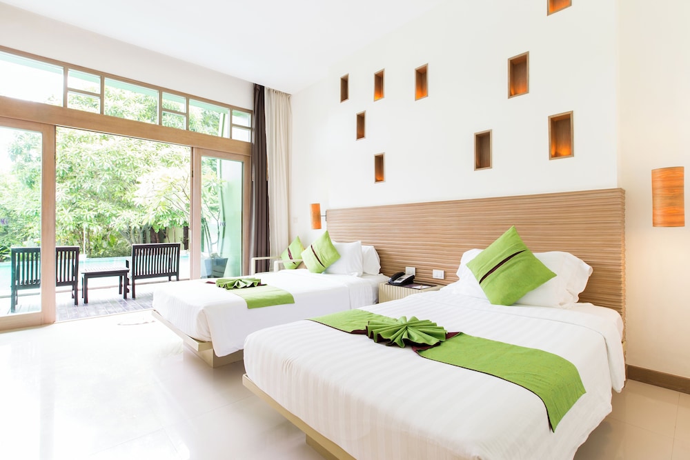 Habitación Deluxe con 2 camas individuales, acceso a la piscina del hotel Mercure Koh Chang Hideaway. Foto 5