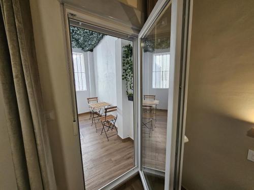 Habitación Doble con terraza del hotel Zaida. Foto 1