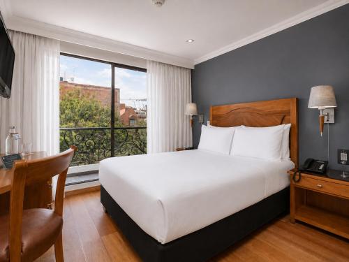 Habitación Doble Superior del hotel Egina Bogota
