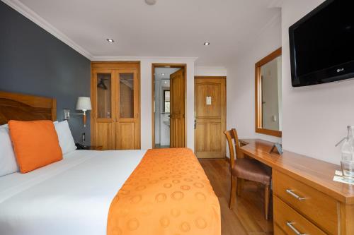 Habitación Doble Superior del hotel Egina Bogota. Foto 9