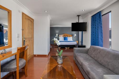 Suite Junior del hotel Egina Bogota. Foto 15