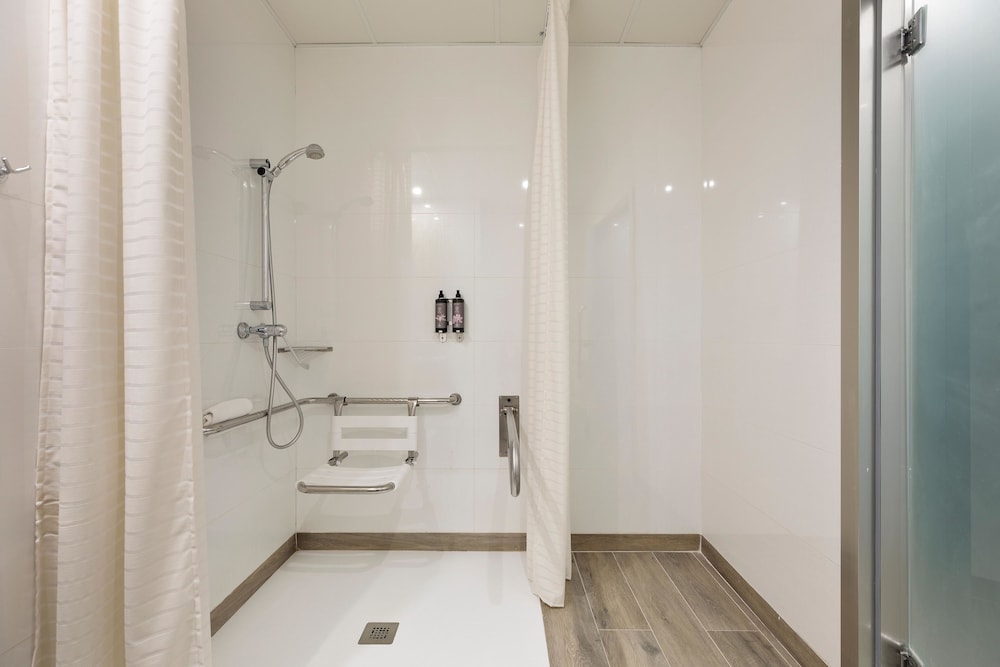Habitación individual del hotel Best 4 Barcelona. Foto 5