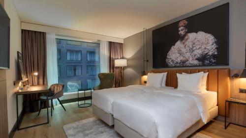 Habitación Superior del hotel Radisson Blu Zurich Airport. Foto 1