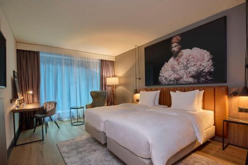 Habitación Superior del hotel Radisson Blu Zurich Airport. Foto 3