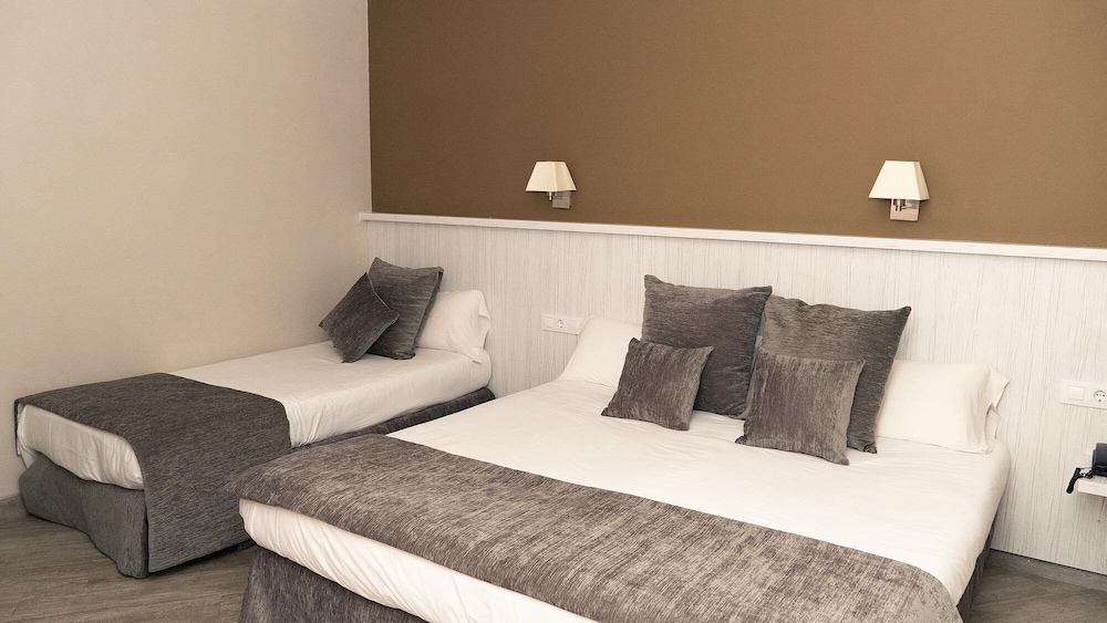 Habitación Triple del hotel Coronado