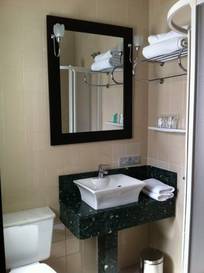 Habitación doble del hotel ITC Colon by Soho Boutique. Foto 2