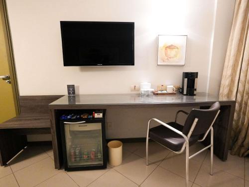 Habitación Estándar Accesible para personas con discapacidad con 2 camas individuales del hotel Grand Mercure Belem Do Para. Foto 3