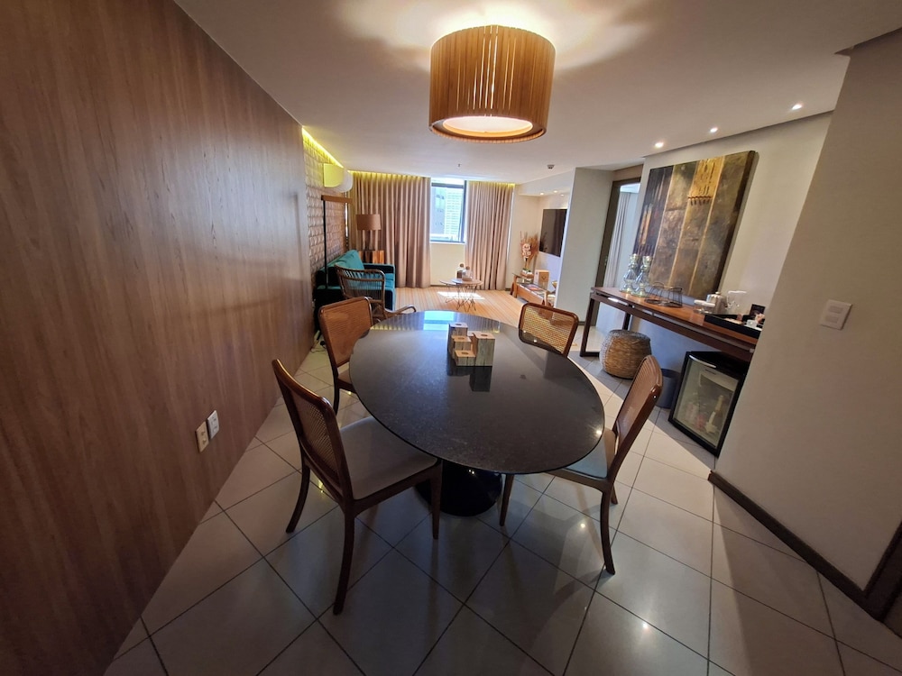 SUITE EJECUTIVA, 1 Cama King Size del hotel Grand Mercure Belem Do Para. Foto 7