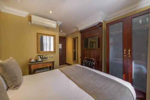 Habitación Doble Pequeña del hotel Hyde Park International - Member of Park Grand Londres. Foto 10