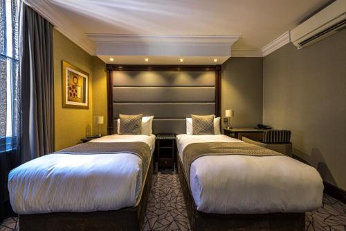 Habitación Doble Club - 2 camas del hotel Hyde Park International - Member of Park Grand Londres. Foto 4