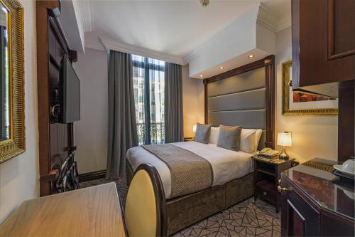 Habitación Doble Superior del hotel Hyde Park International - Member of Park Grand Londres. Foto 15