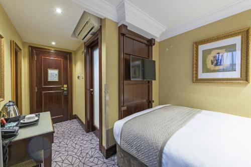 Habitación Individual Executive del hotel Hyde Park International - Member of Park Grand Londres. Foto 3