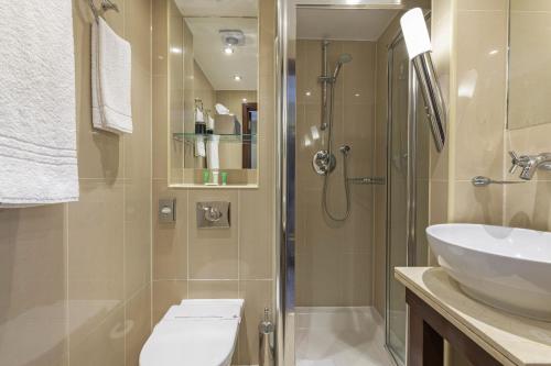 Habitación Individual Executive del hotel Hyde Park International - Member of Park Grand Londres. Foto 9