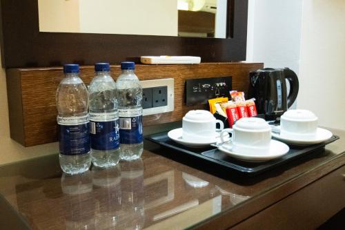 Habitación Triple Estándar del hotel Hyde Park International - Member of Park Grand Londres. Foto 8