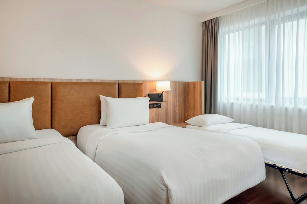 Habitación estándar, 2 camas individuales, no fumadores, vistas al patio del hotel Ac Bratislava Old Town. Foto 1