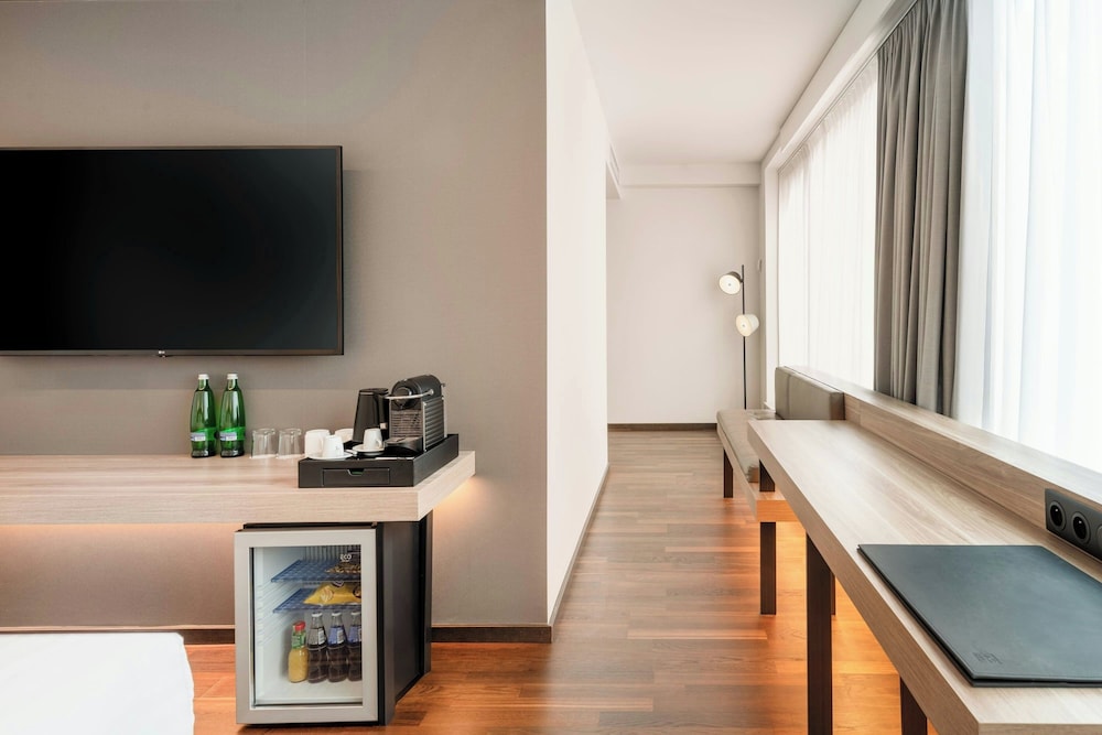 Habitación ejecutiva, 1 cama de matrimonio grande, no fumadores, terraza del hotel Ac Bratislava Old Town. Foto 2