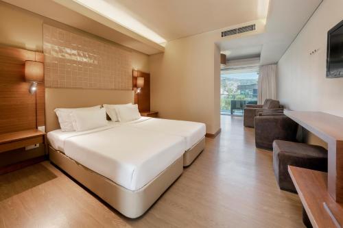 Estudio con vistas a las montañas del hotel The Views Baia - Adults Only