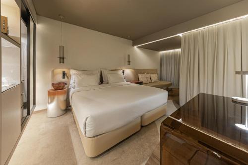 Habitación Doble Deluxe del hotel The Views Baia - Adults Only. Foto 4
