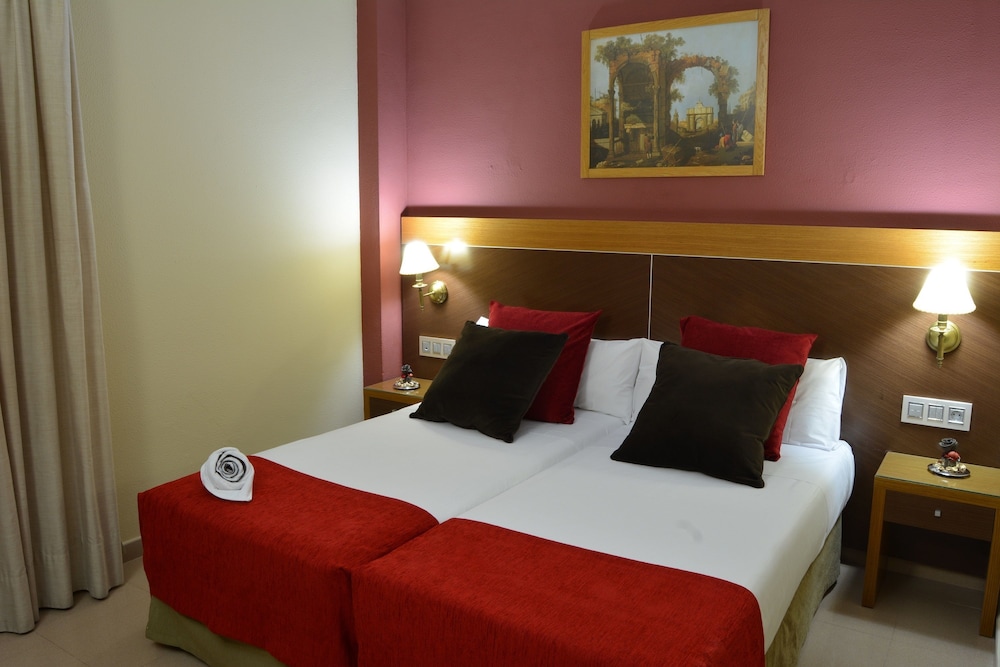 Habitación Doble del hotel Regio 2. Foto 9