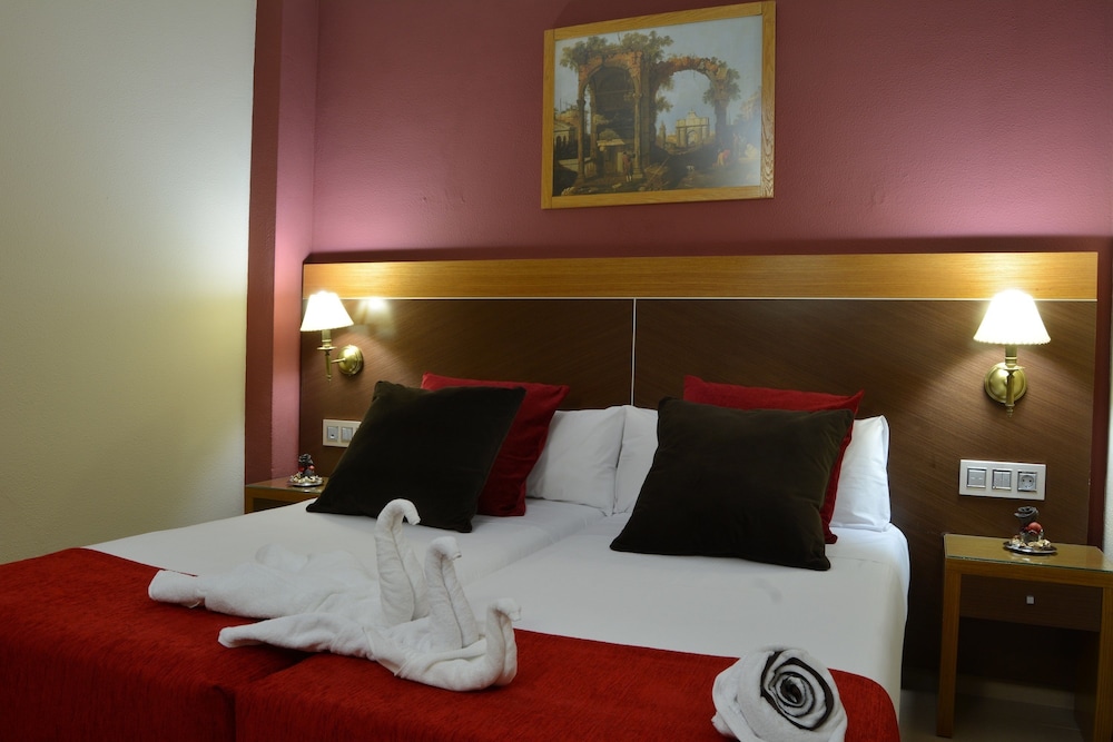 Habitación Doble del hotel Regio 2. Foto 12