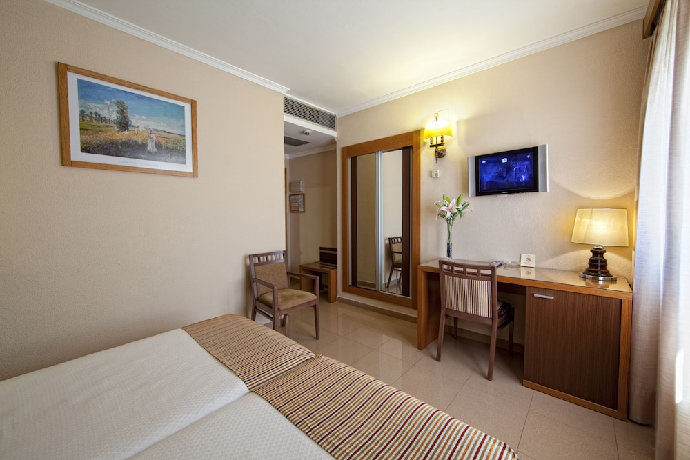 Habitación Doble con aparcamiento del hotel Regio 2. Foto 3