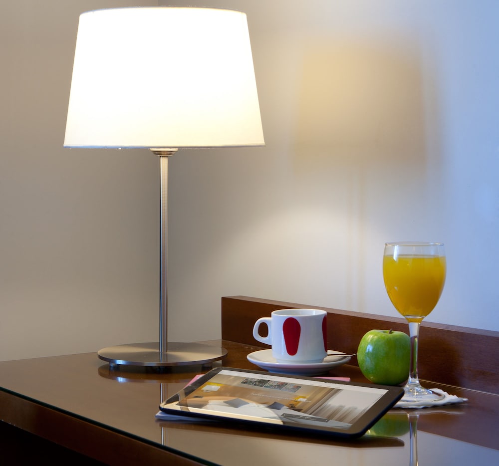 Habitación estándar con 1 cama doble o 2 individuales del hotel Porcel Avant. Foto 8