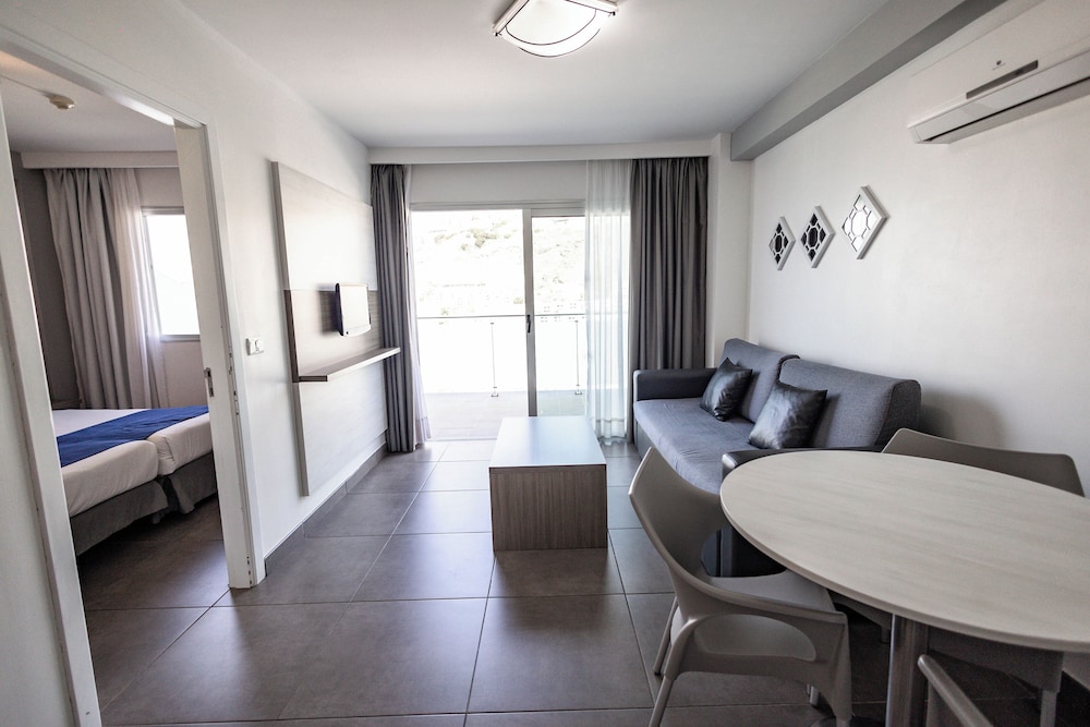 Apartamento clásico, 1 habitación, terraza del hotel Castillo de Sol. Foto 5