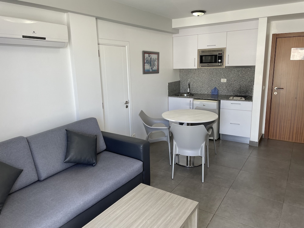 Apartamento clásico, 1 habitación, terraza del hotel Castillo de Sol. Foto 10