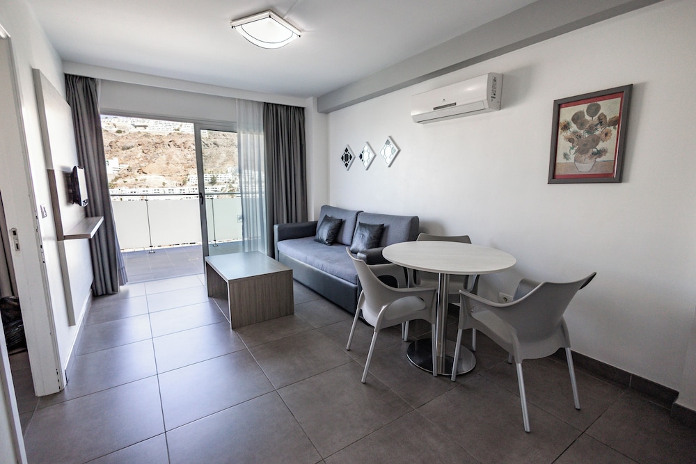 Apartamento clásico, 1 habitación, terraza del hotel Castillo de Sol. Foto 2