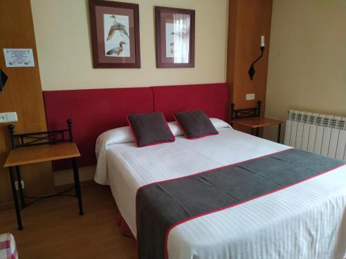 Habitación Doble del hotel El Cruce. Foto 2