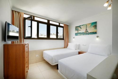 Estudio 2 Camas individuales del hotel Faycan. Foto 2
