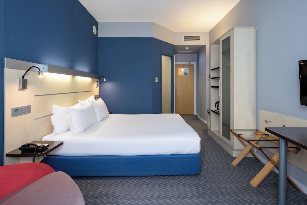 Habitación estándar, 1 cama doble, accesible para personas con discapacidad del hotel Holiday Inn Express Porto Exponor. Foto 2