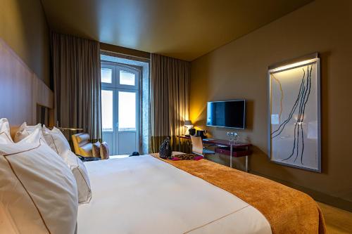 Habitación Doble Estándar - 2 camas del hotel Pestana Palacio Do Freixo, Pousada and National Monument - The Leading Hotels Of The World. Foto 2