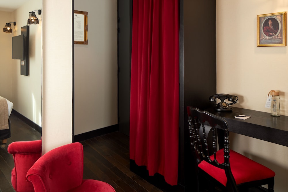 Habitación clásica, 1 cama de matrimonio del hotel Les Theatres. Foto 3