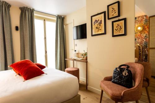 Habitación Doble Clásica Pequeña del hotel Bonsoir Madame. Foto 5