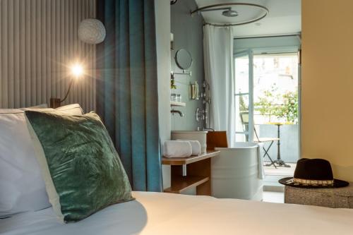 Habitación Doble con terraza del hotel Bonsoir Madame