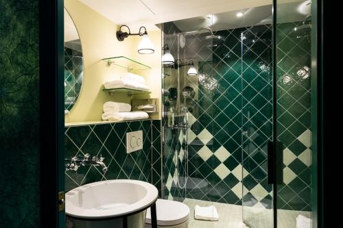 Habitación Doble Superior del hotel Bonsoir Madame. Foto 2