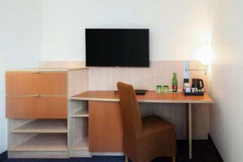 Habitación Doble Estándar - 2 camas del hotel IntercityHotel Wien. Foto 6