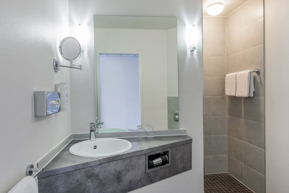 Habitación Estandar del hotel Oberhausen Neue Mitte affiliated by Meliá. Foto 5