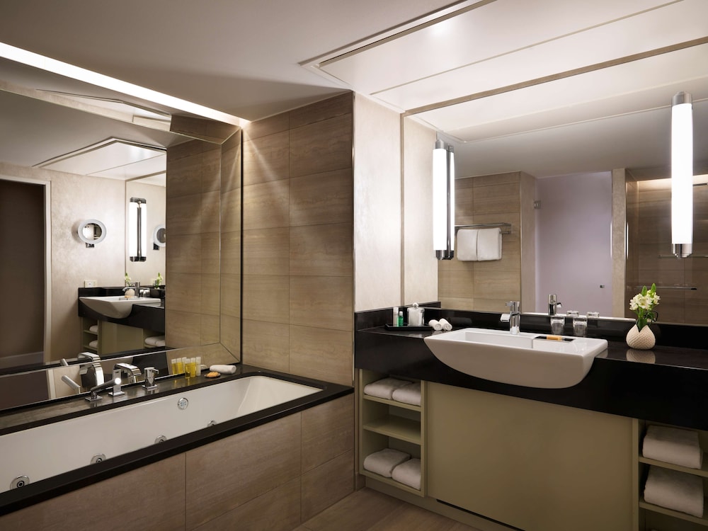 Suite Ejecutiva Regency del hotel Hyatt Regency Cologne. Foto 4