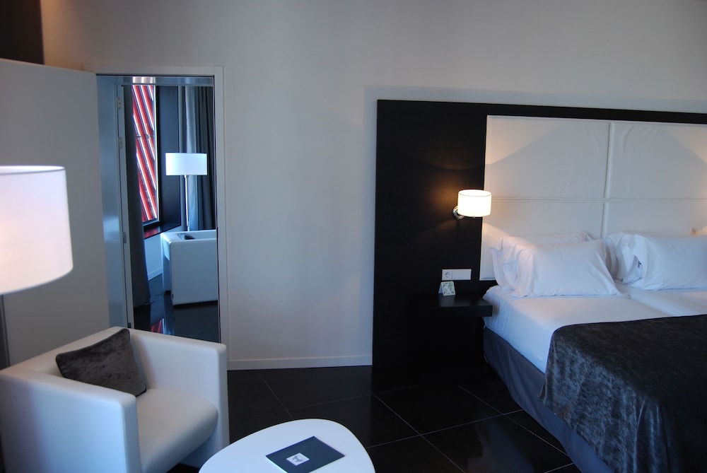 Habitación familiar, habitaciones comunicadas (Privilege) del hotel Porta Fira. Foto 2